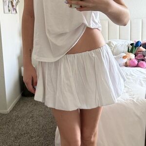 Pretty Little Thing White Bubble Skirt
